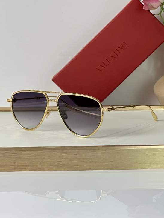Picture of Valentino Sunglasses _SKUfw67160431fw